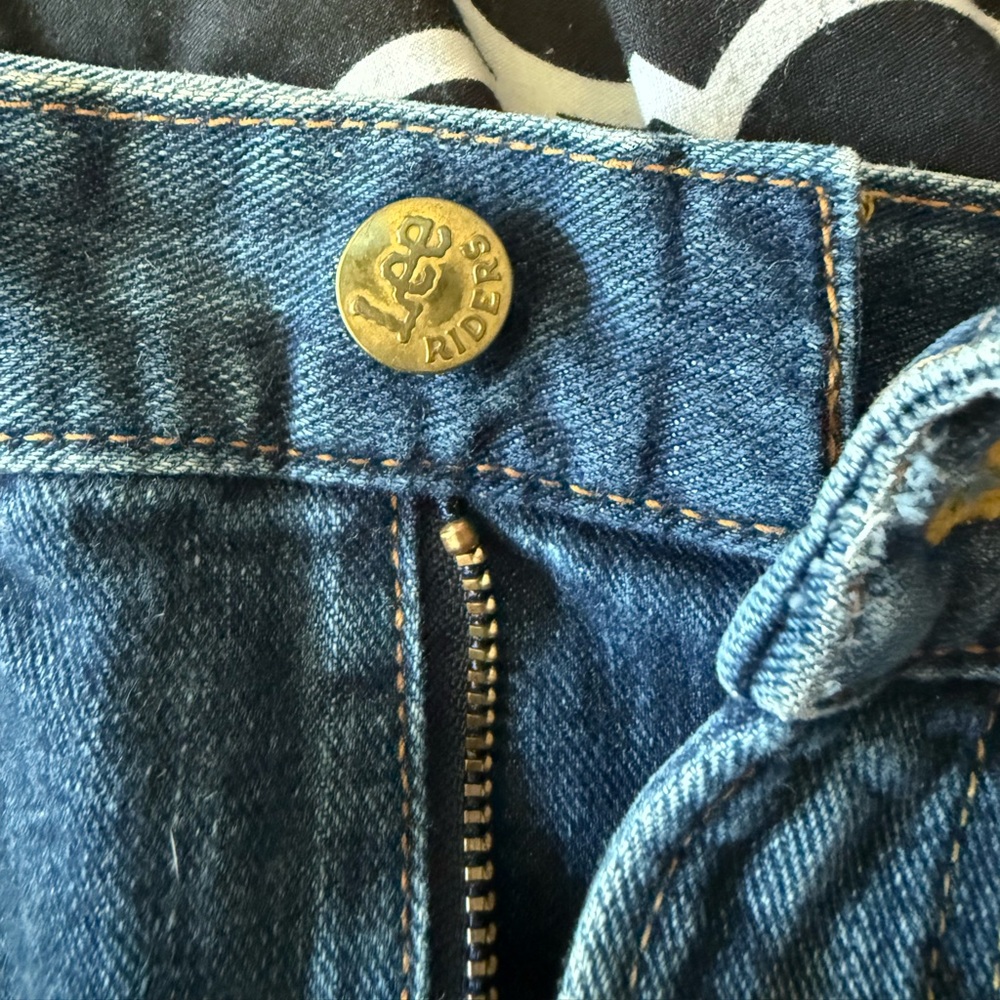 Lady Lee Riders Denim Cutoff Shorts - Picture 6 of 10